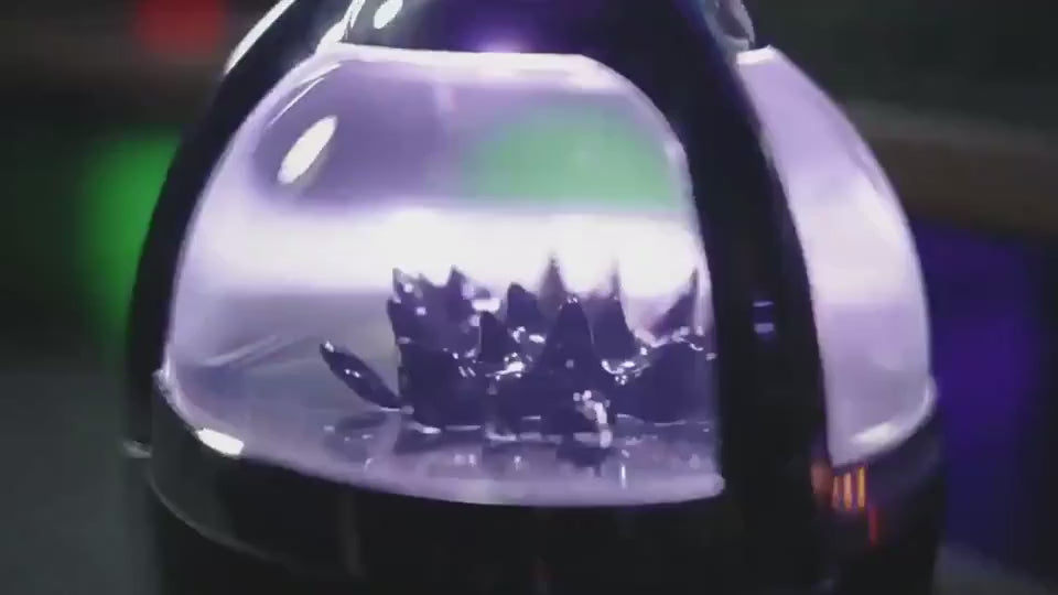 Kept. N°002 — le ferrofluide qui danse sur la musique (vidéo du fabricant)